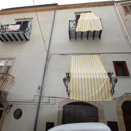 Domus Cephaledium * 체팔루