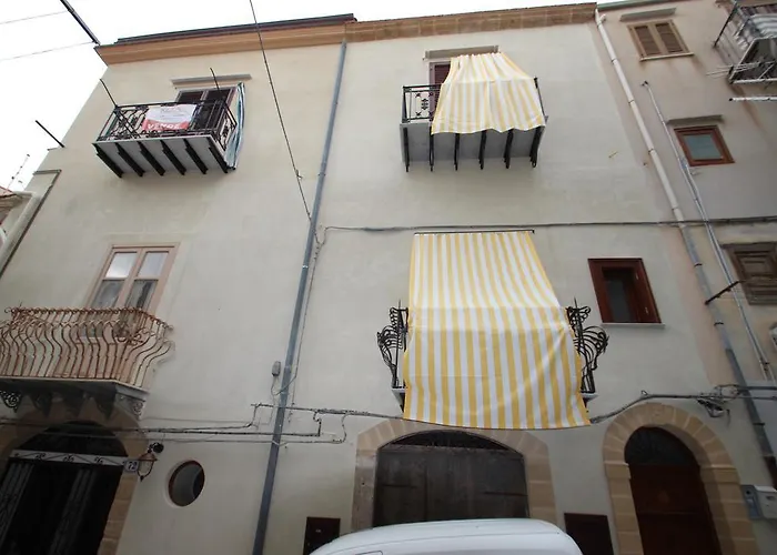 Domus Cephaledium * Cefalu